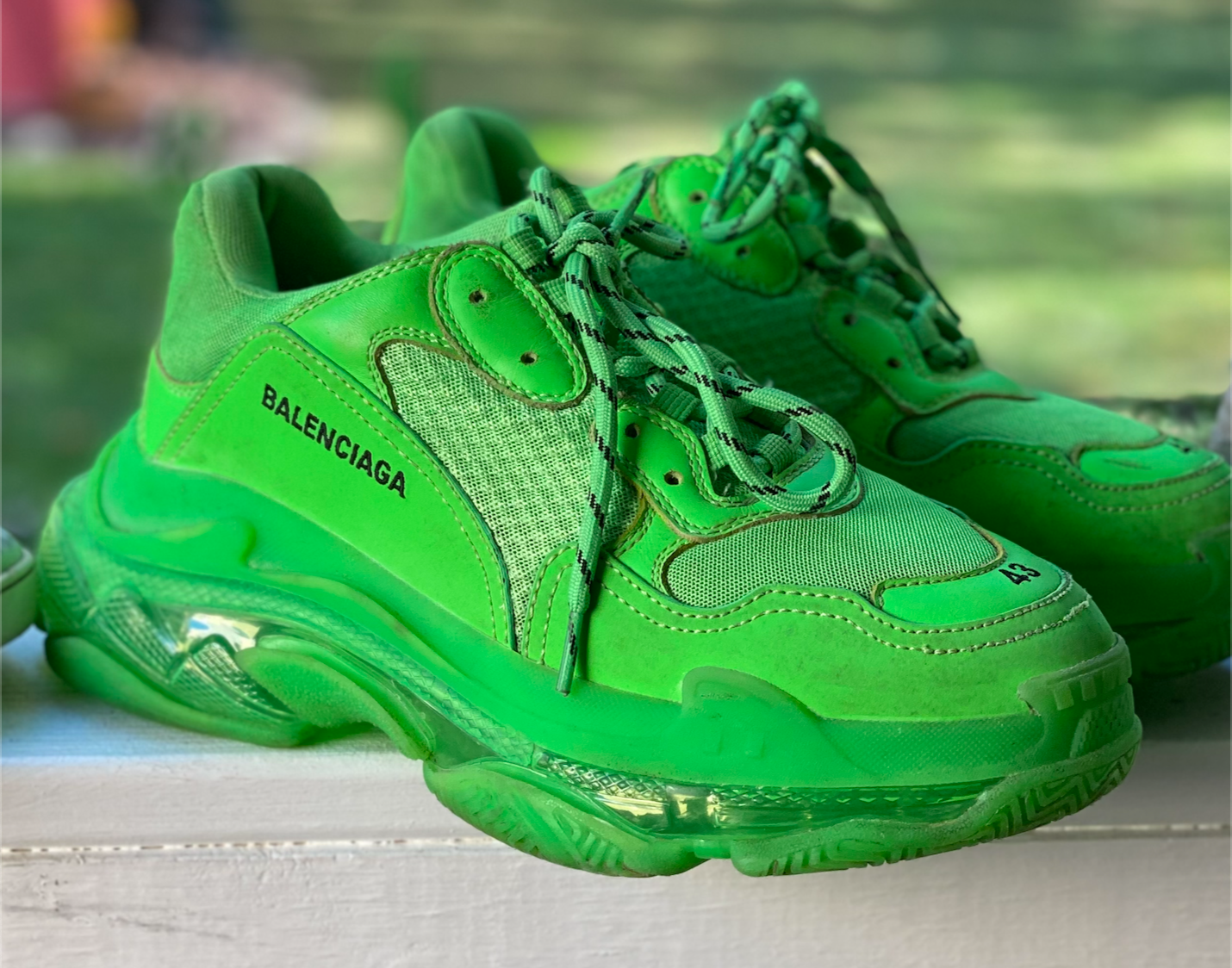 Balenciaga triple s verte best sale